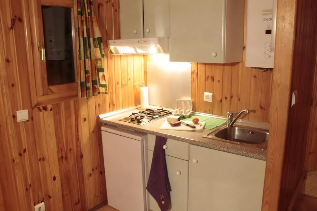 Camping Boneta Villa Mentera Barruelo Campsite