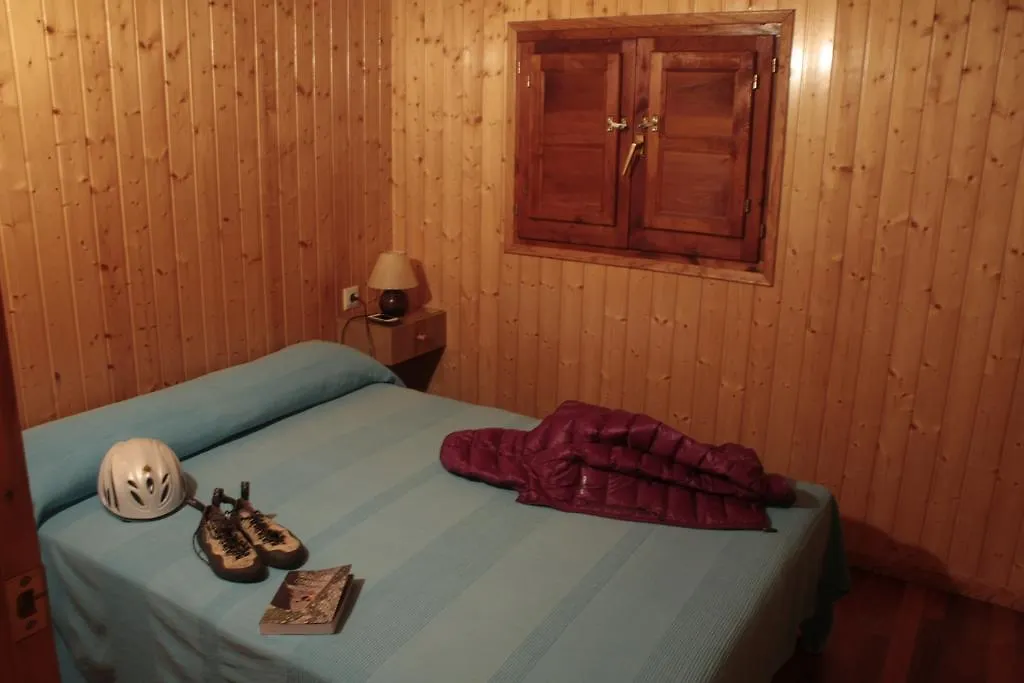 Campsite Camping Boneta Villa Mentera Barruelo