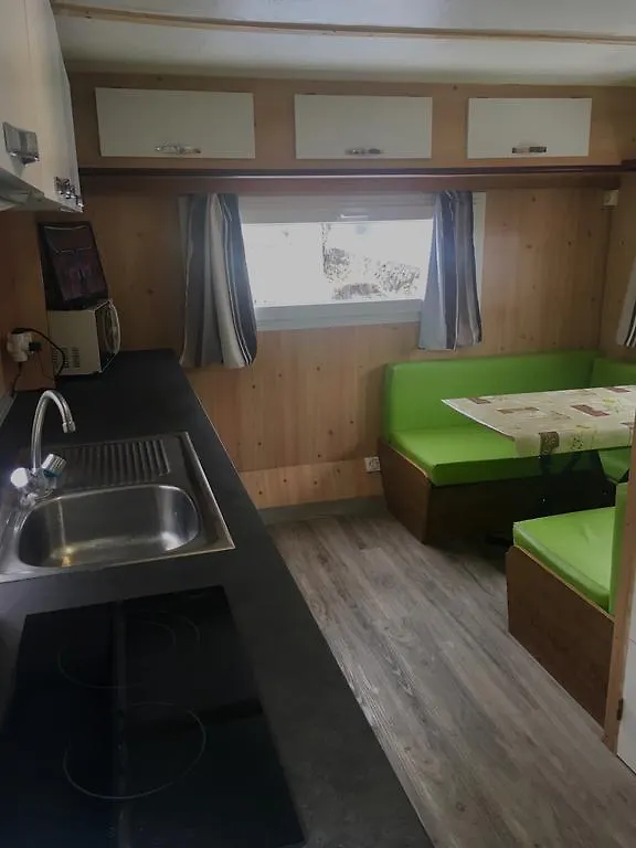 Camping Boneta Barruera 0*,